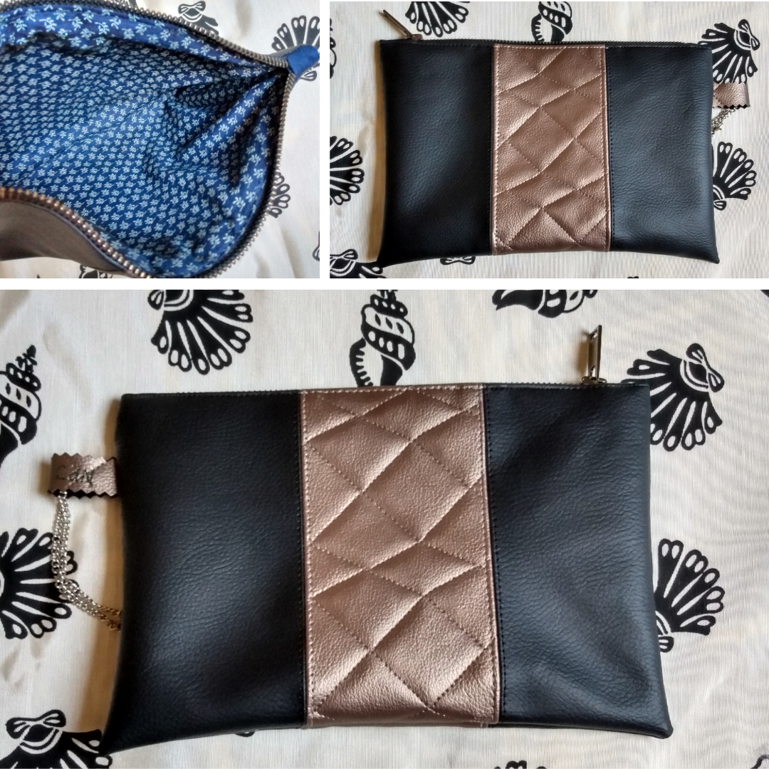 3 vues de la pochette en simili cuir Soglad noir et doré.
avant et arrière : alternance de 3 bandes verticales noir, doré effet matelassé, noir.
intérieur : coton imprimé épis de blé sur fond bleu marine.